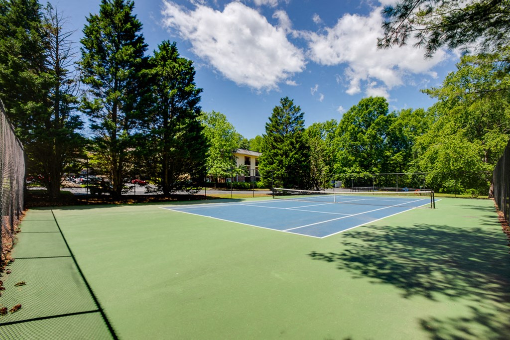 Tennis Court at Lakecrest Apartments, PRG Real Estate Management, Greenville, 29615