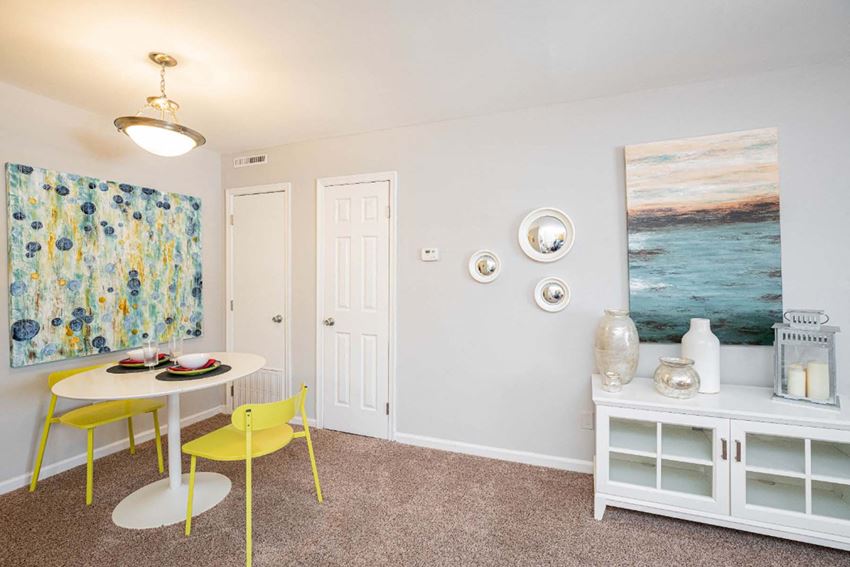 The Courtyards Of Chanticleer Apartments, 1421B Automne Circle