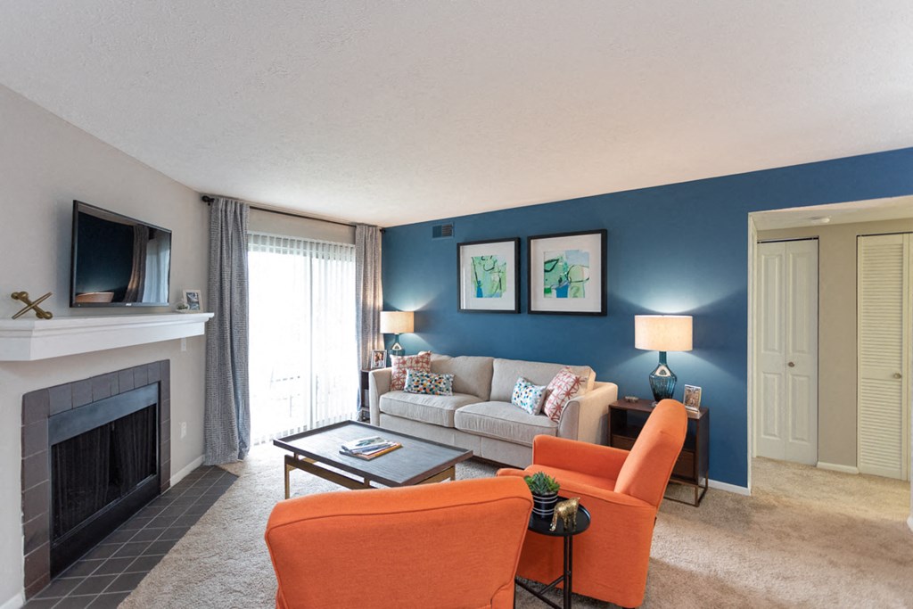 Fireplace Sitting Area at Chinoe Creek Apartments, PRG Real Estate, Lexington, 40502