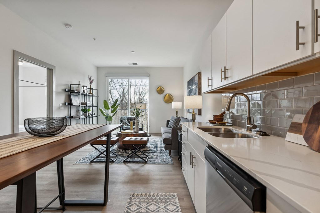 Kitchen Interior at The Waterford At Rocketts Landing Apartments, PRG Real Estate, Richmond, Virginia