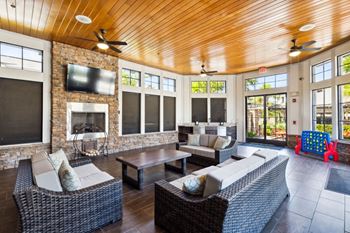 Resident Lounge at The Loree, Jacksonville, 32256