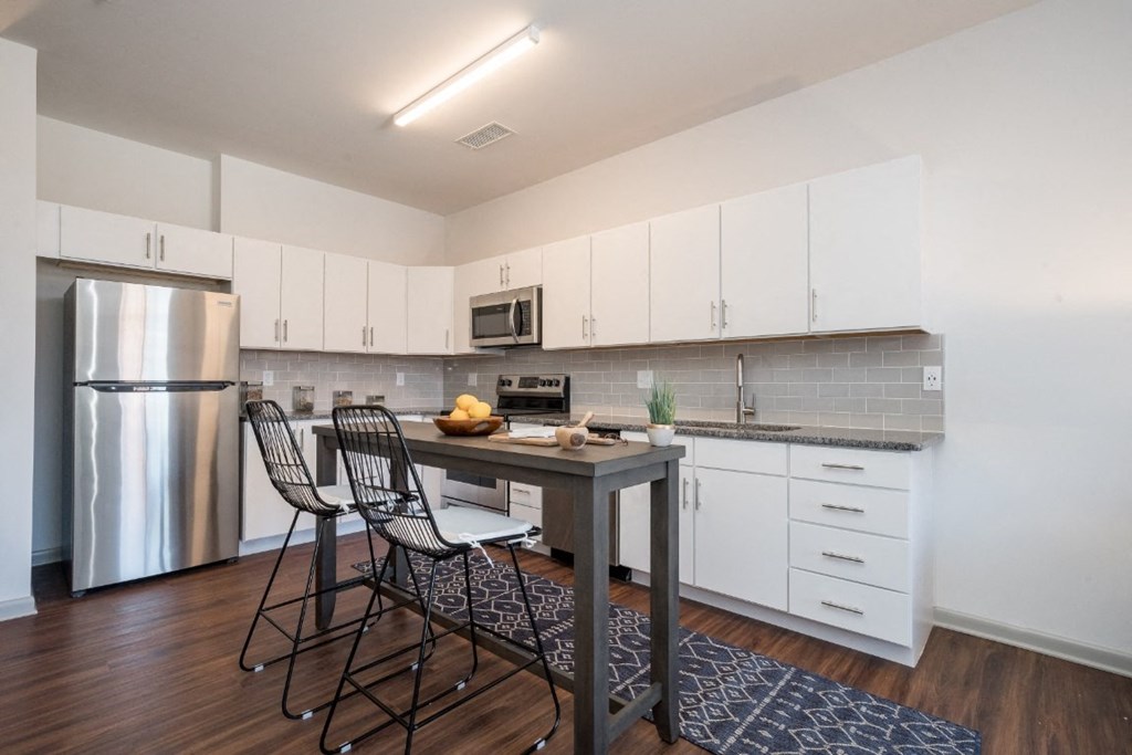 Fitted Kitchen With Island Dining at East 51 At Rocketts Landing, Richmond, 23231