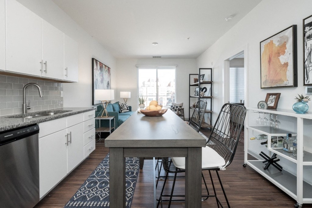 Eat In Kitchen at East 51 At Rocketts Landing, Virginia