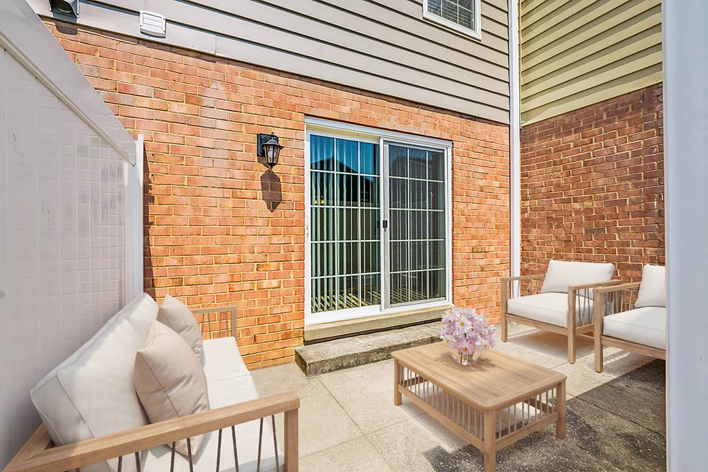 Outdoor Lounge Area at Staples Mill Townhomes, Richmond, VA, 23228