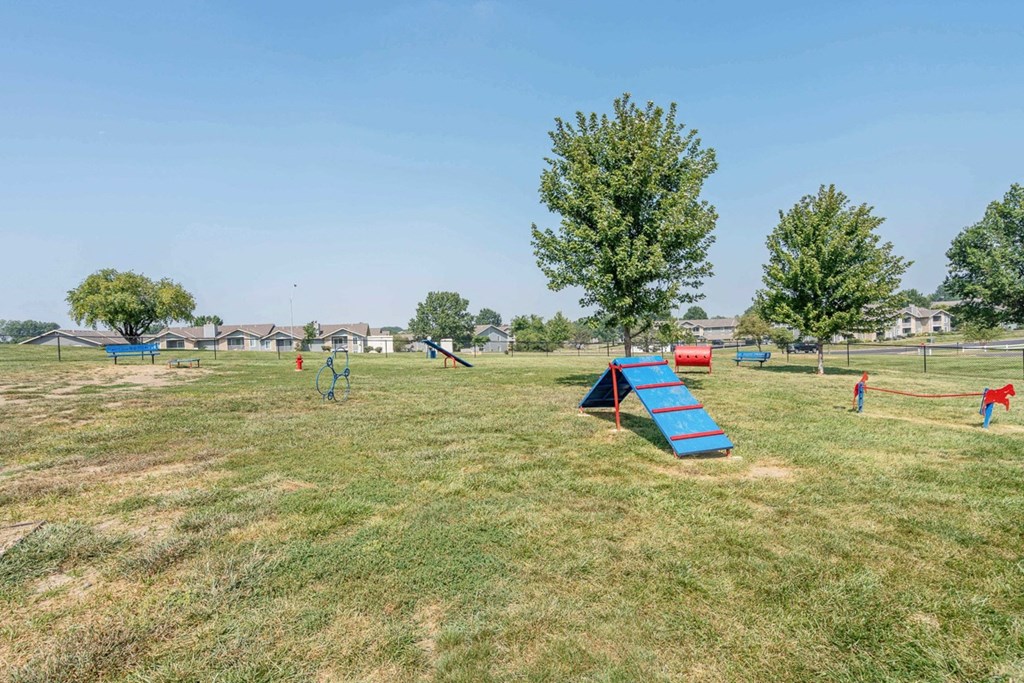11,000 sq. foot Bark Park at The Reserve At Barry Apartments, Kansas City, Missouri