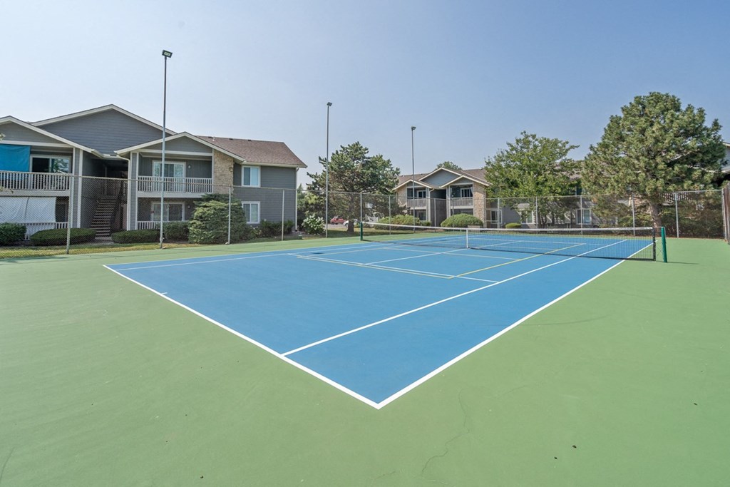 Tennis Court at The Reserve At Barry Apartments, Kansas City, Missouri