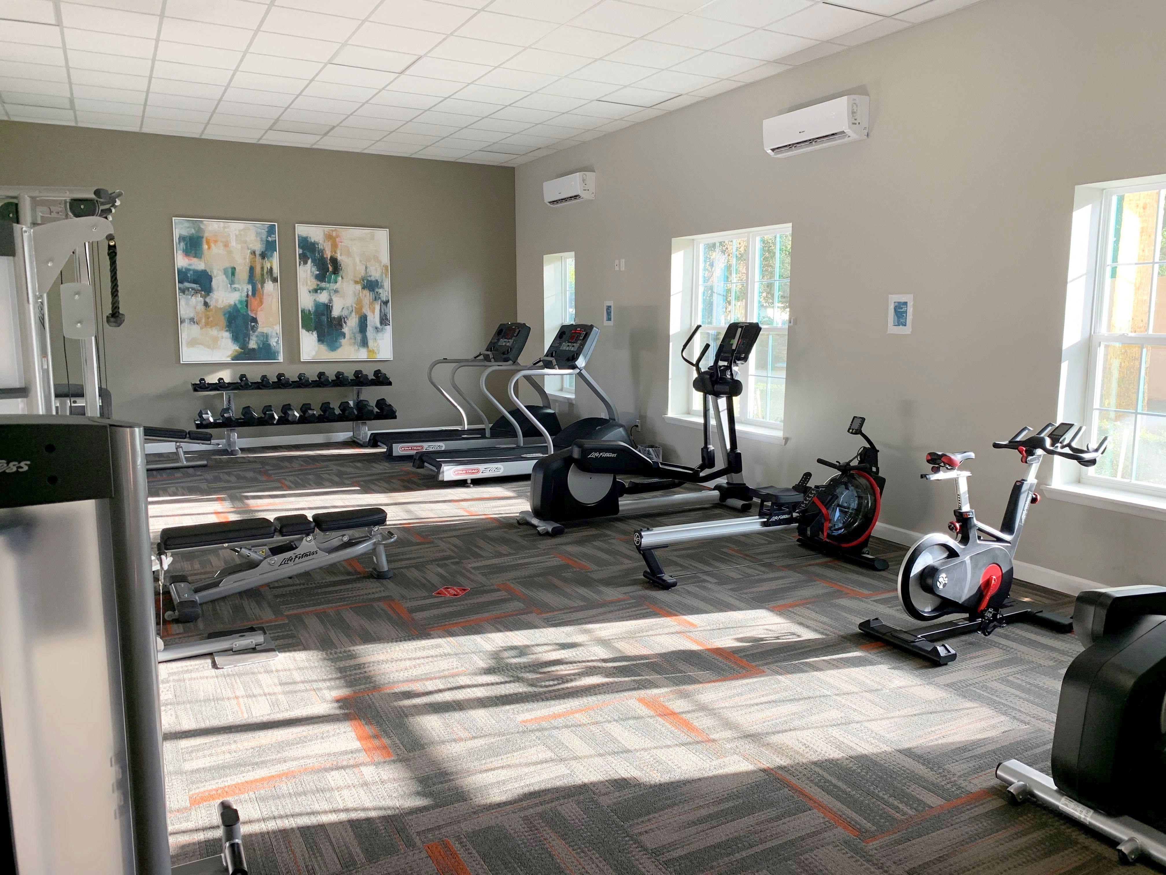 Sawgrass Apartments is a similar property to Vistas At Phillips Commons located in Orlando