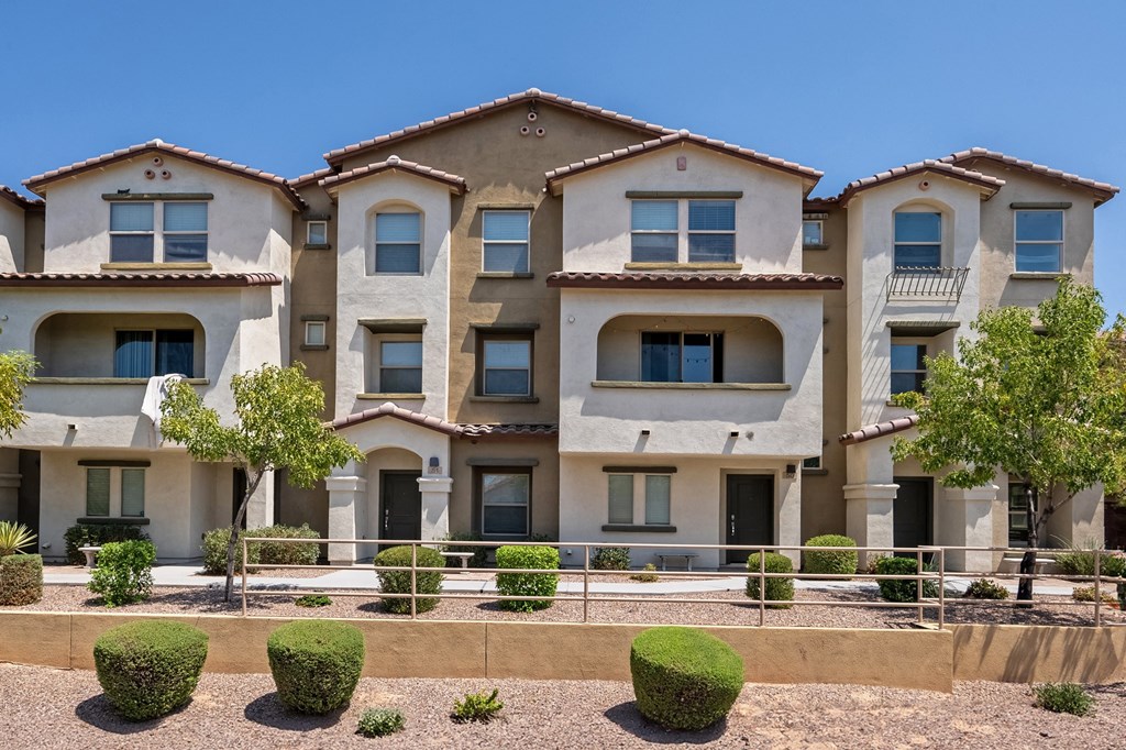 Luxury Townhomes At Park Tower