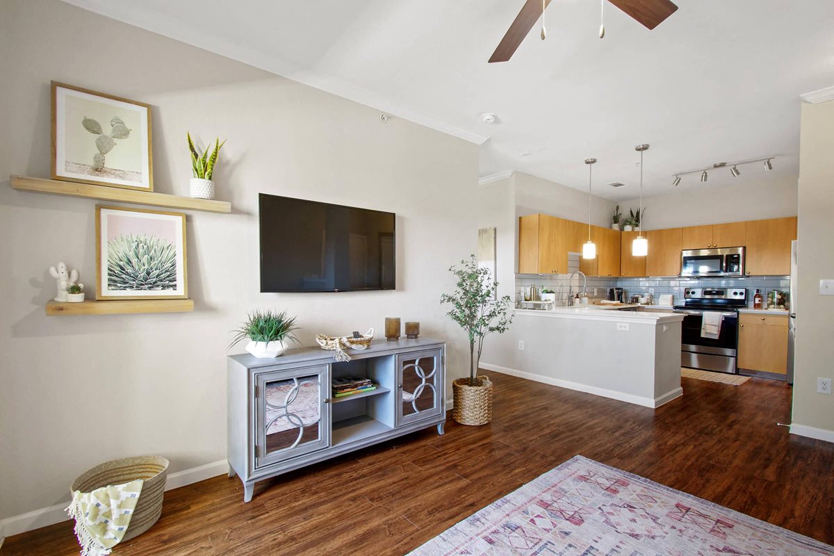 Mission Hills Apartments