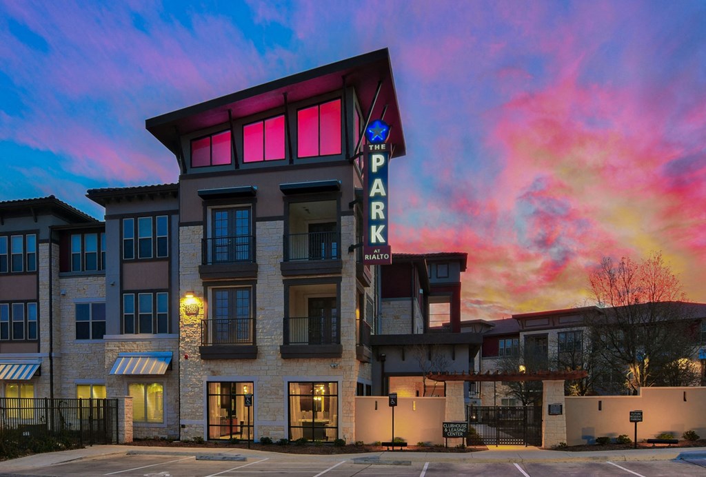 Welcome Home to Park at Rialto Apartments