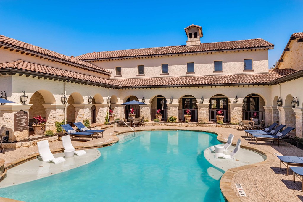 Welcome to Mission Hills Apartments at Mission Hills Apartments, San Antonio, TX