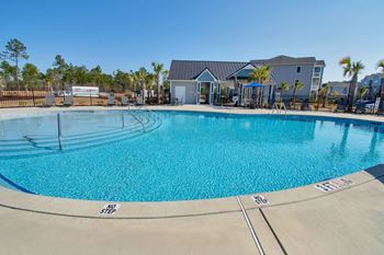 Resort-style Swimming Pool