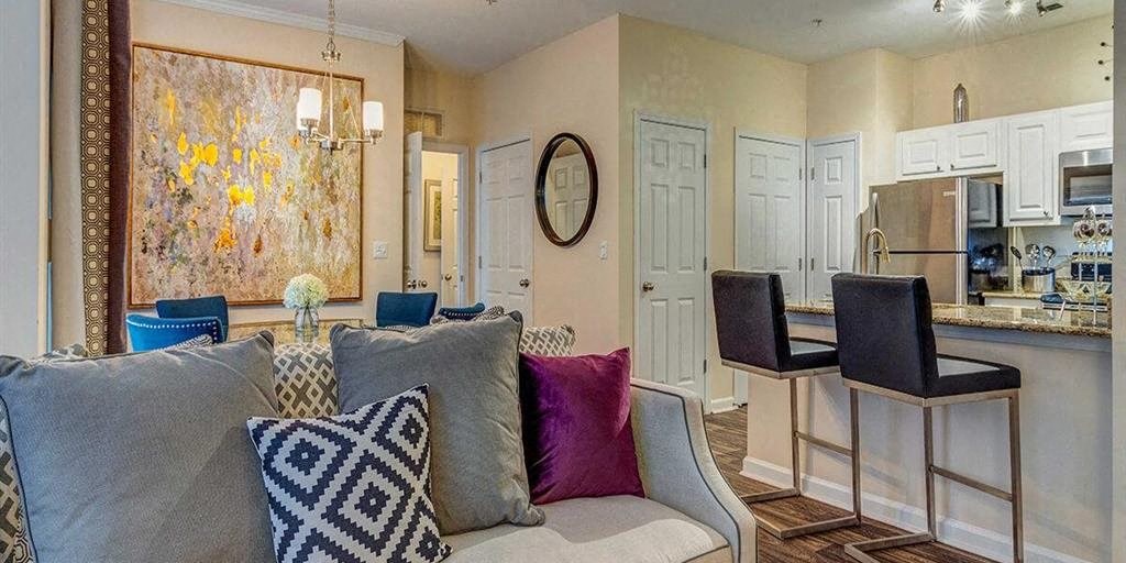 Classic Manchester Place Living Room Design in Georgia Rental Homes