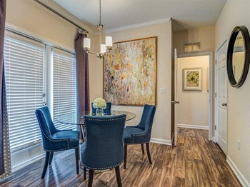 Decorated Dining Area Decorated Manchester Place Dining Area in Lithia Springs, Georgia Apartments - Photo Gallery 6