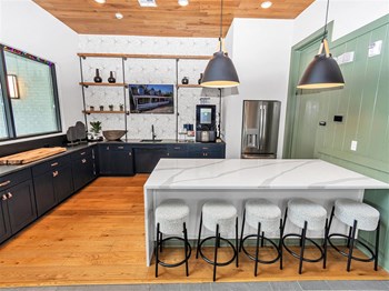 Dawson Park Apartments Clubhouse - Photo Gallery 6