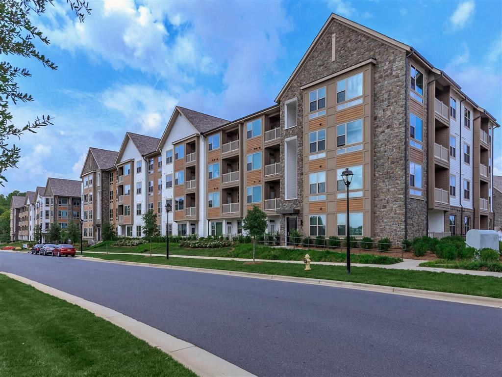 Elegant Exterior View Of Berewick Pointe Property in North Carolina Apartment Homes for Rent