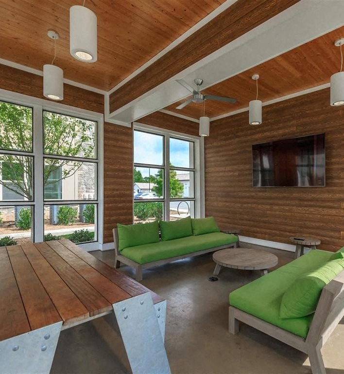 Luxurious Berewick Pointe Clubhouse With Television at Charlotte Apartments for Rent