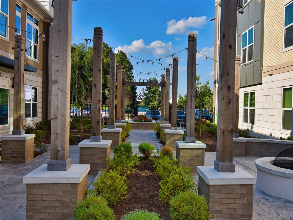 Outdoor Pointe at Lake CrabTree Spaces in Morrisville, North Carolina Apartment Rentals