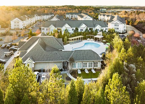 Large clubhouse building at RIVERSTONE APARTMENTS, GROVETOWN, GA