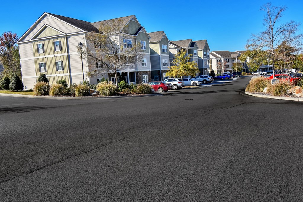 Riverstone Exterior building and parking lot