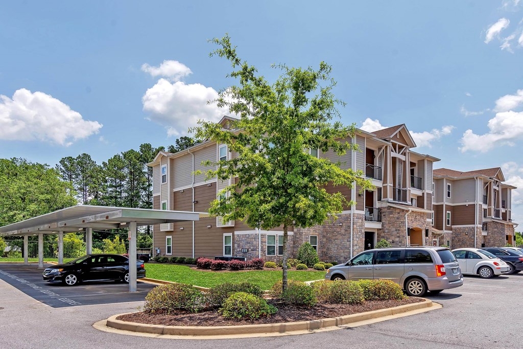 the enclave at homecoming terra vista parking lot