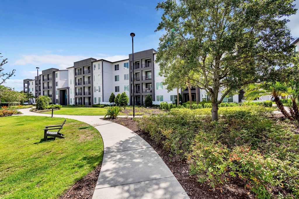 the preserve at ballantyne commons community walkway
