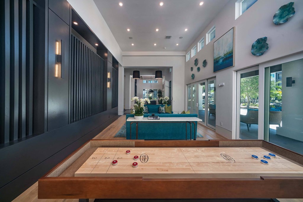 additional photo for property listing at chic digs with room to stretch out in the village 22 car