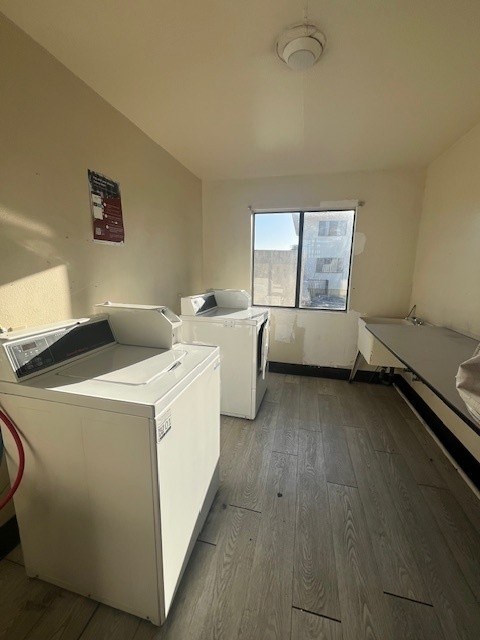A laundry room with a washer and dryer.