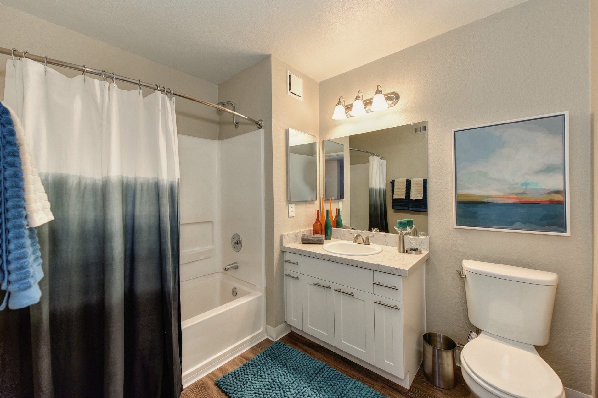 Bathroom with Shower Bathtub, Toilet, Mirror Vanity at Cobblestone Creek Apartments, Roseville, CA