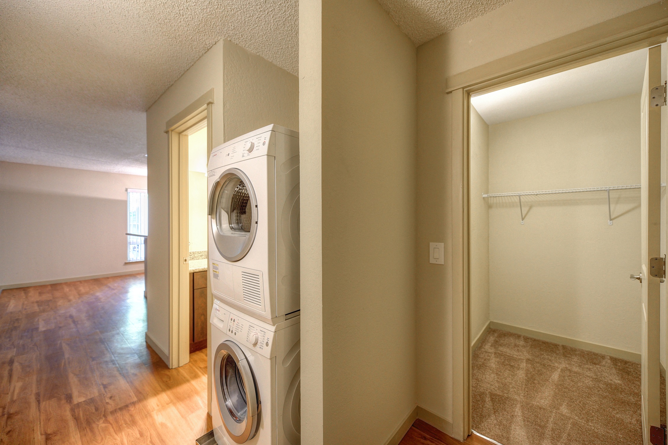 In Unit Washer Dryer at The Retreat at Walnut Creek, Walnut Creek, CA