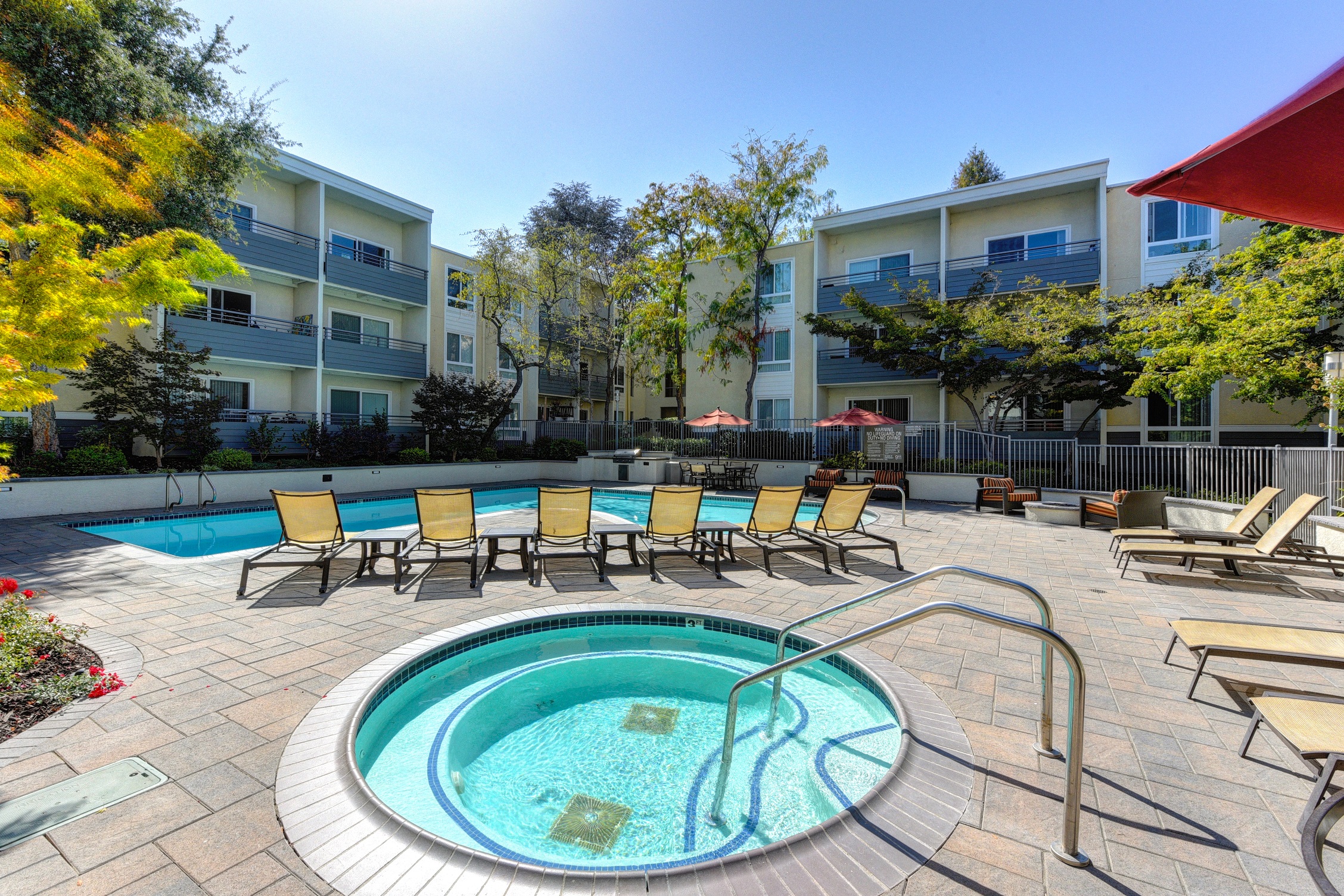 Swimming Pool Spa and Lounge Area at The Retreat at Walnut Creek, California, 94596