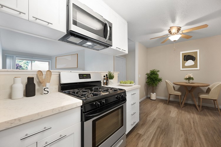 Cobblestone Creek Apartments