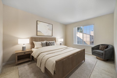 A Bedroom with a Bed at Cobblestone Creek Apartments, Roseville, CA, 95661