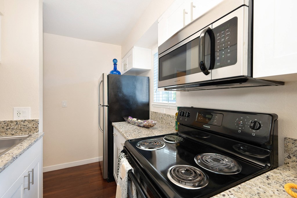 All Electric Kitchen at Hidden Oaks Apartments, Citrus Heights, CA, California, 95621