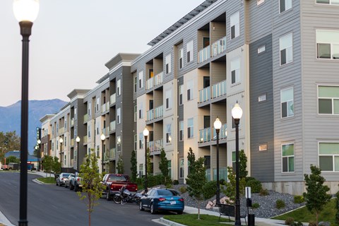 450 State Street 1 Apartment for Rent