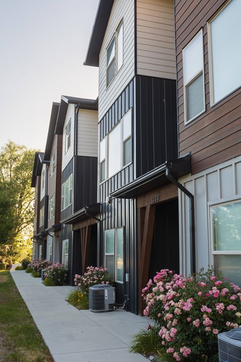 1450 Canyon Rd 2-4 Beds Apartment for Rent