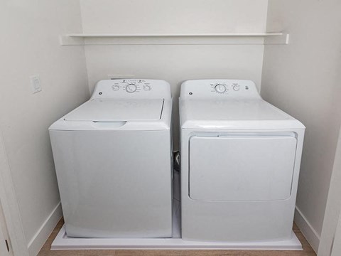 In unit washer and dryer set at Greens by Lotus Townhomes Apartments, Ogden, UT 84403