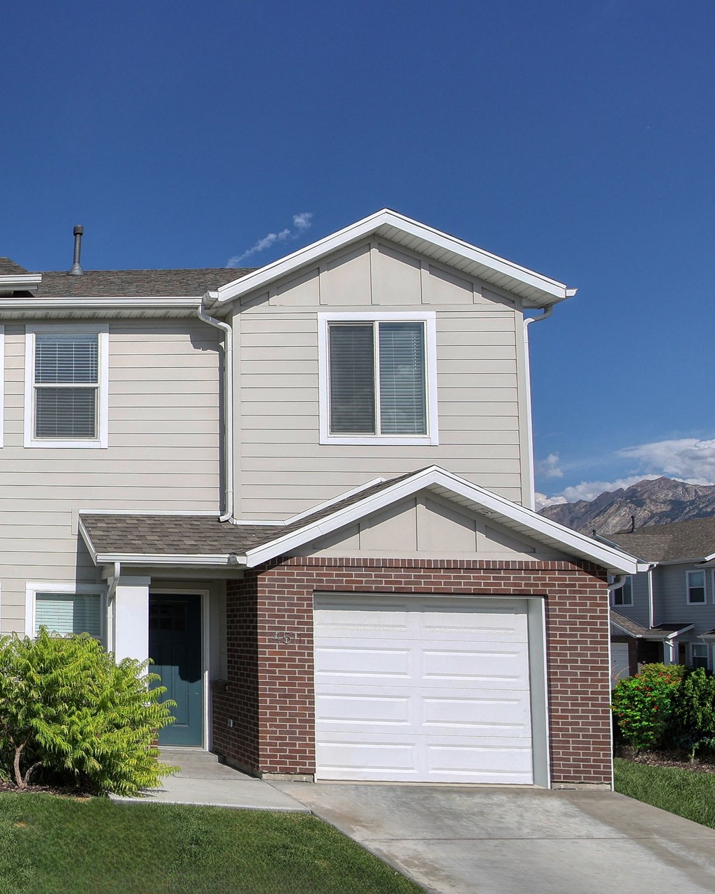 Outside view of Townhome