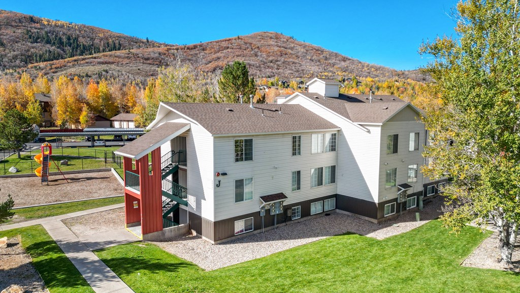 the building where the resort is located