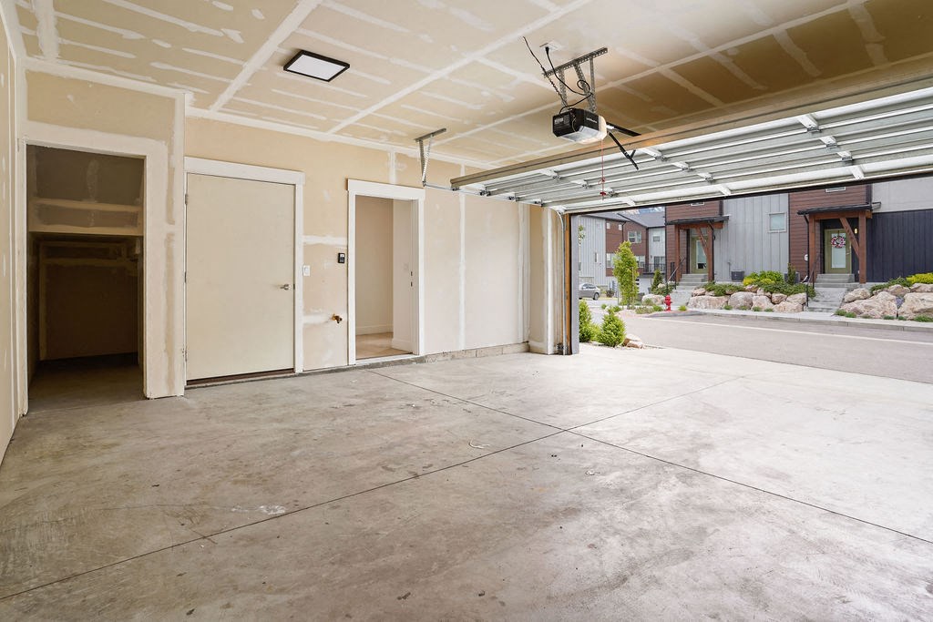 the garage is empty and ready to be remodeled