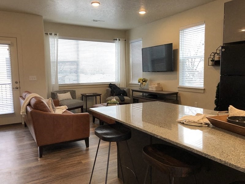 Majestic Properties At Midvale Station