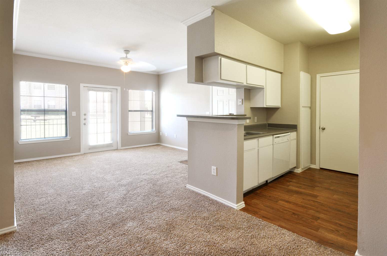 Top of the line Kitchens at Stoneleigh on Cartwright Apartments, J Street Property Services, Balch Springs, TX 75180