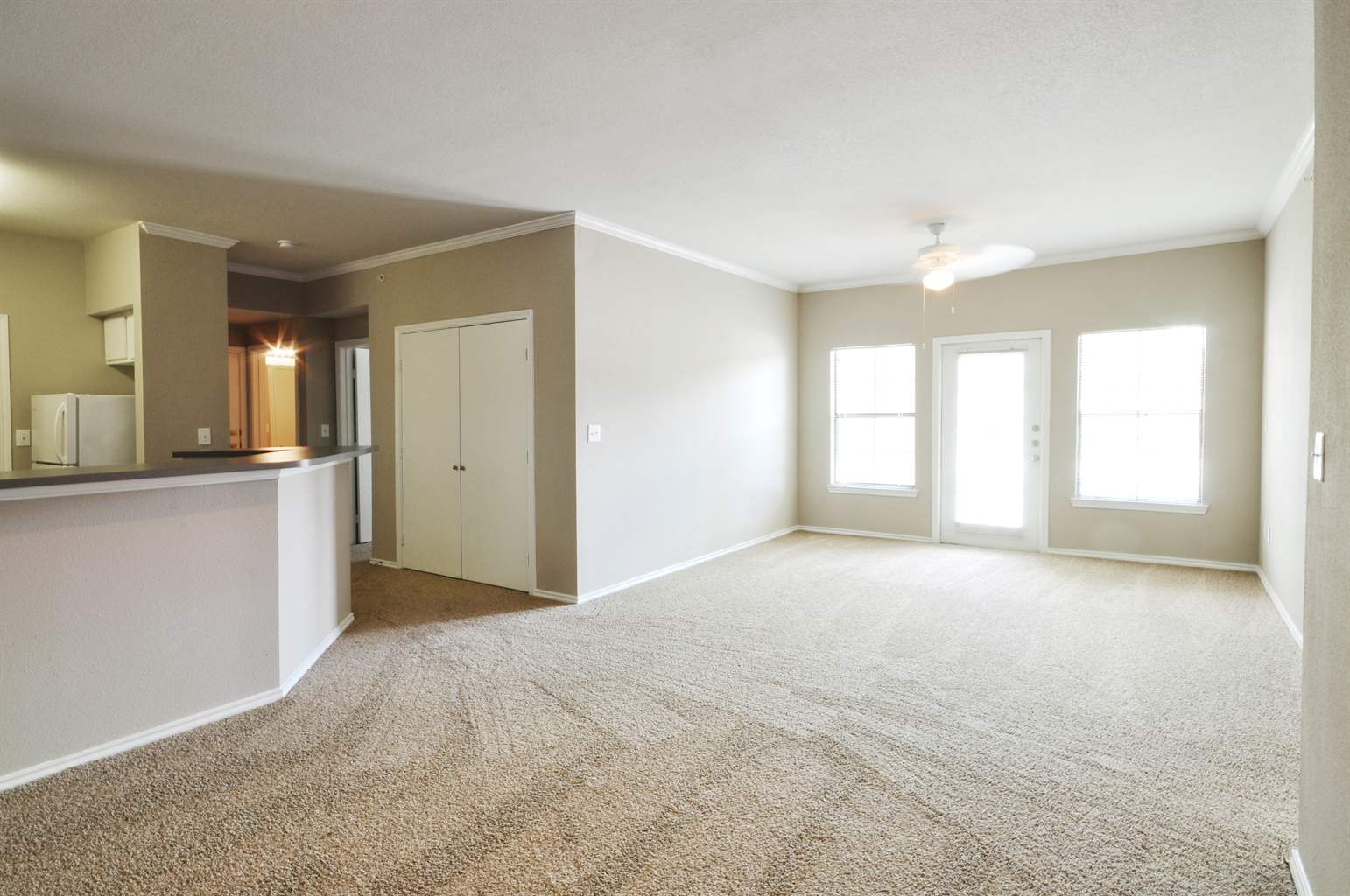 Redesigned Apartment Homes at Stoneleigh on Cartwright Apartments, J Street Property Services, Mesquite, TX