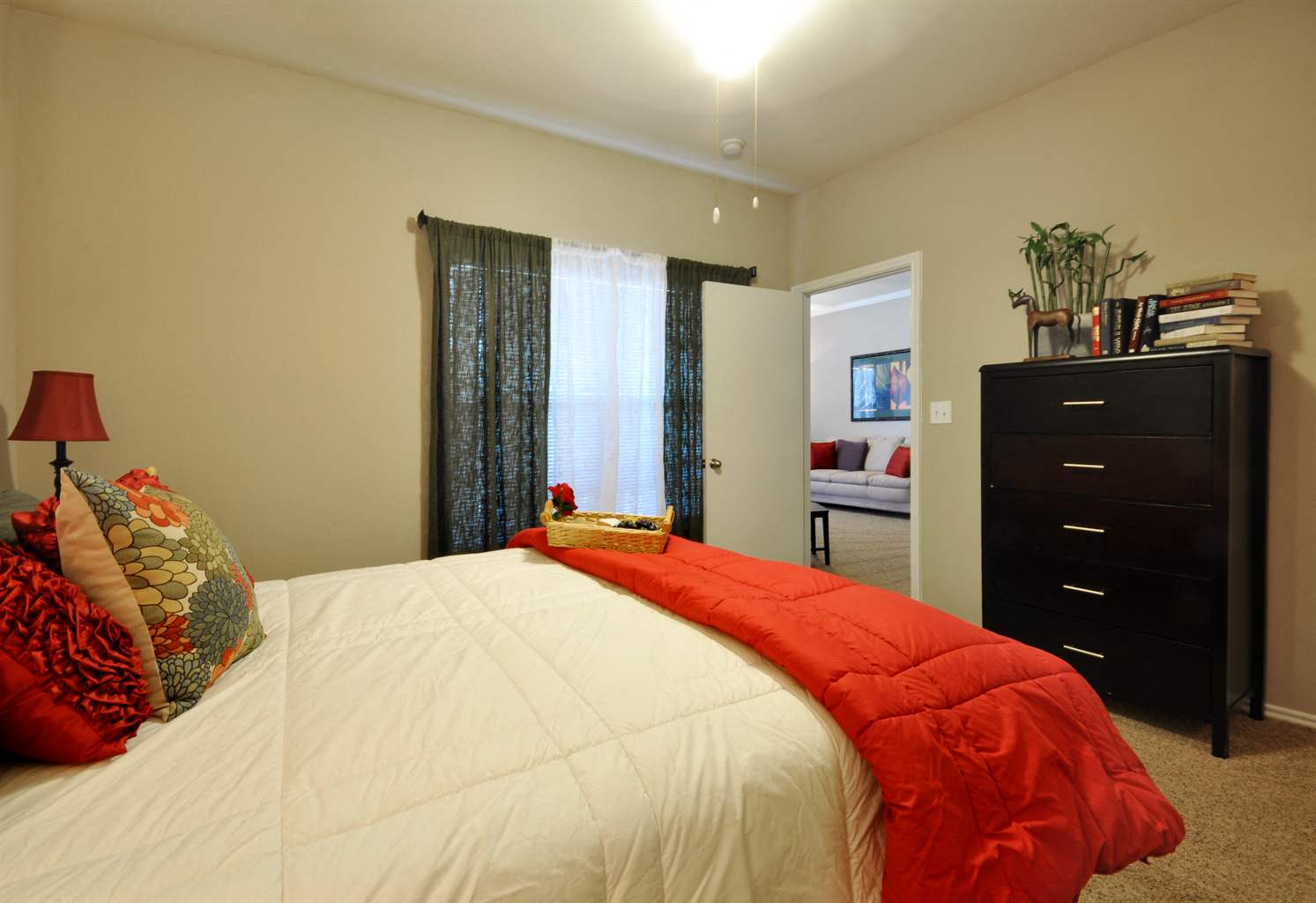 Classic Bedroom at Stoneleigh on Cartwright Apartments, J Street Property Services, Texas, 75180