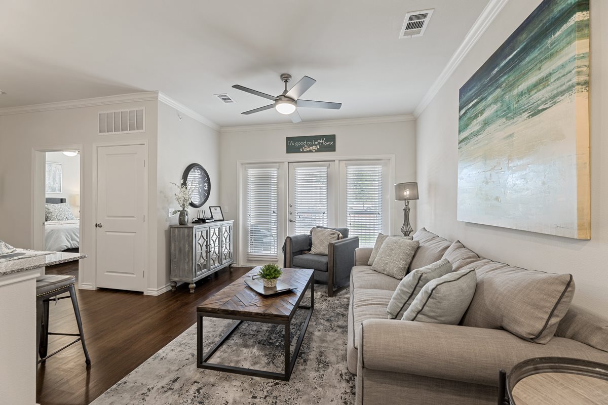 Auberge of Burleson Apartments