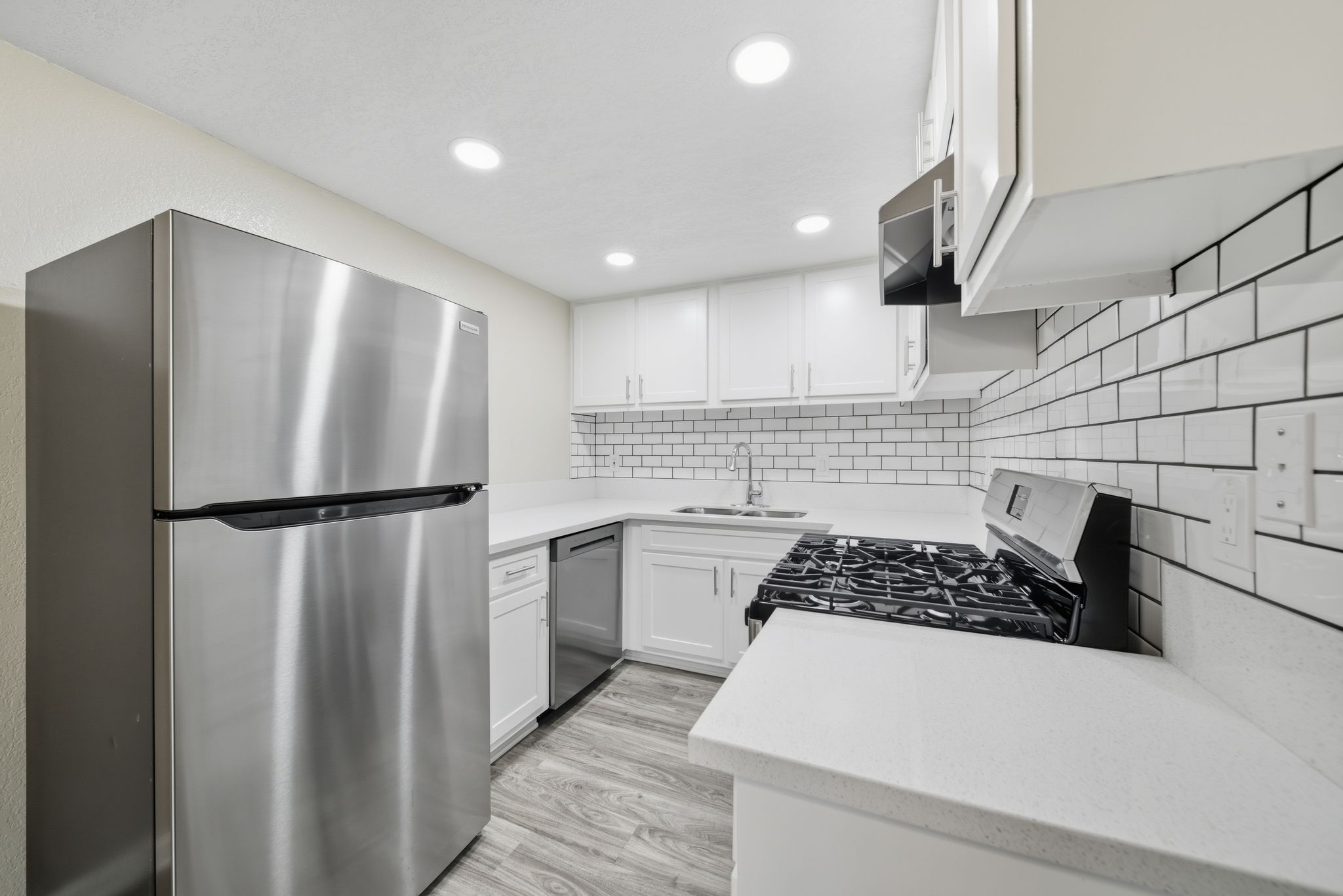 Midway Gardens Apartments is a similar property to Villa Quixote located in Escondido