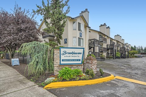 Brookhaven Apartments Monument Sign in Federal Way, Washington
