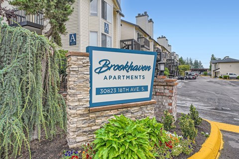 Brookhaven Apartments Monument Sign in Federal Way, Washington