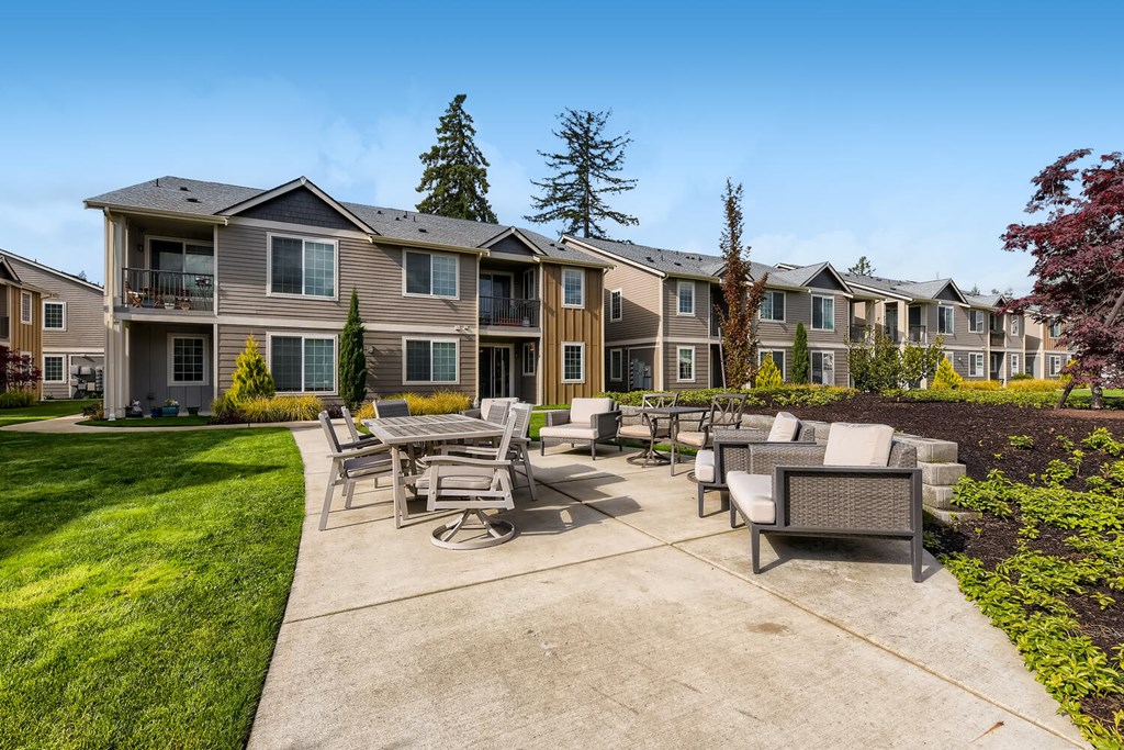The Community Patio at 5100 Summit Apartments
