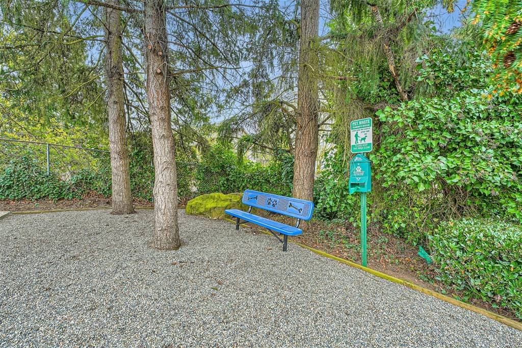 Pet Cleanup Station at Ladera Apartments